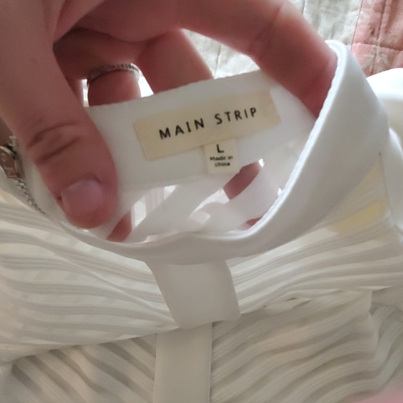 Short white high neck dress - Picture 4 of 4